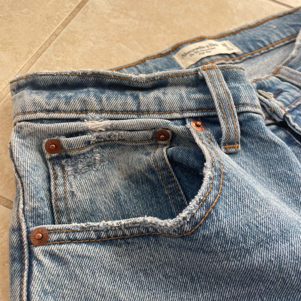Abercrombie & Fitch High Rise Women Jeans - Light Blue - Picture 8 of 8